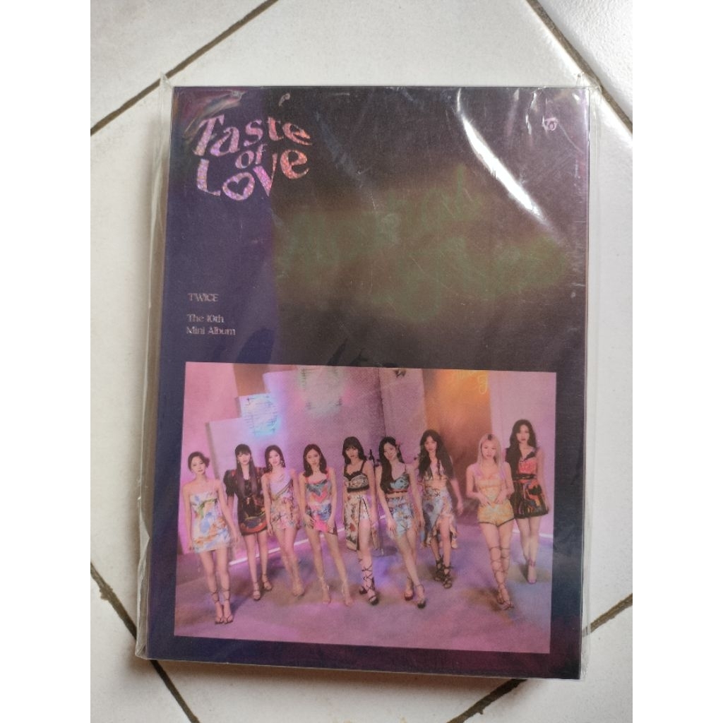 album only TWICE taste of love