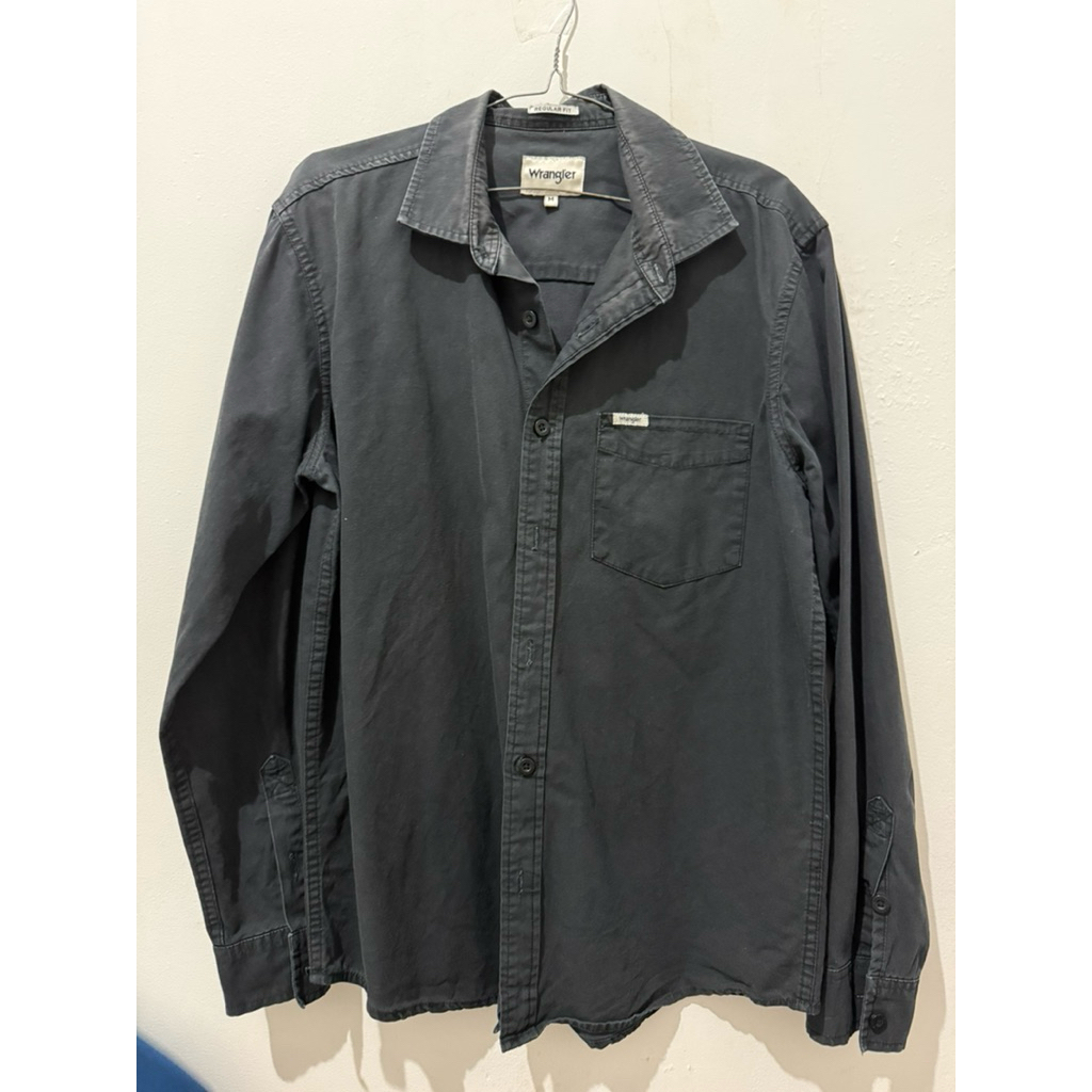 preloved kemeja hitam wrangler