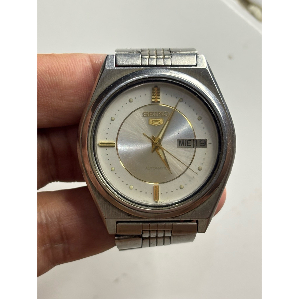 JAM TANGAN SEIKO 7009-876A