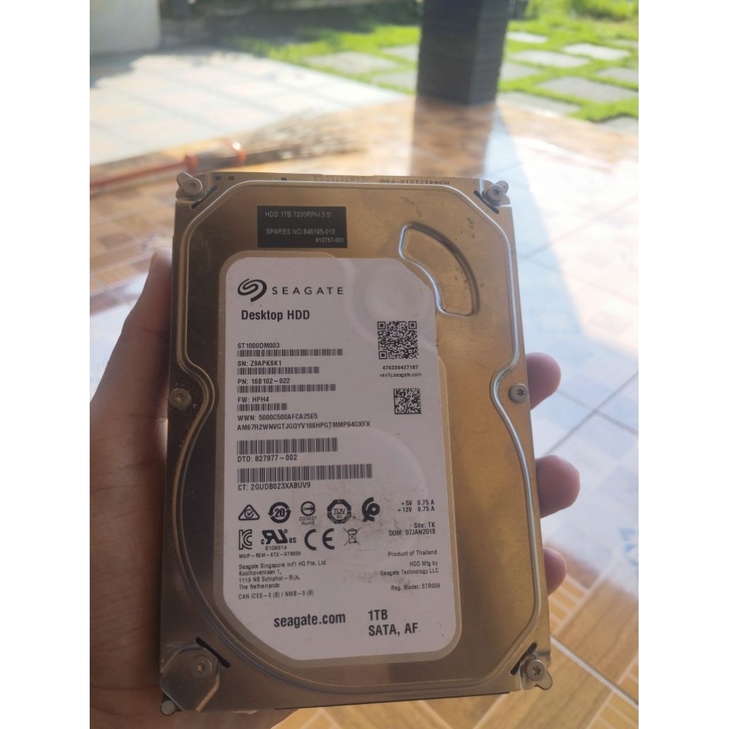 Hardisk eksternal 1TB