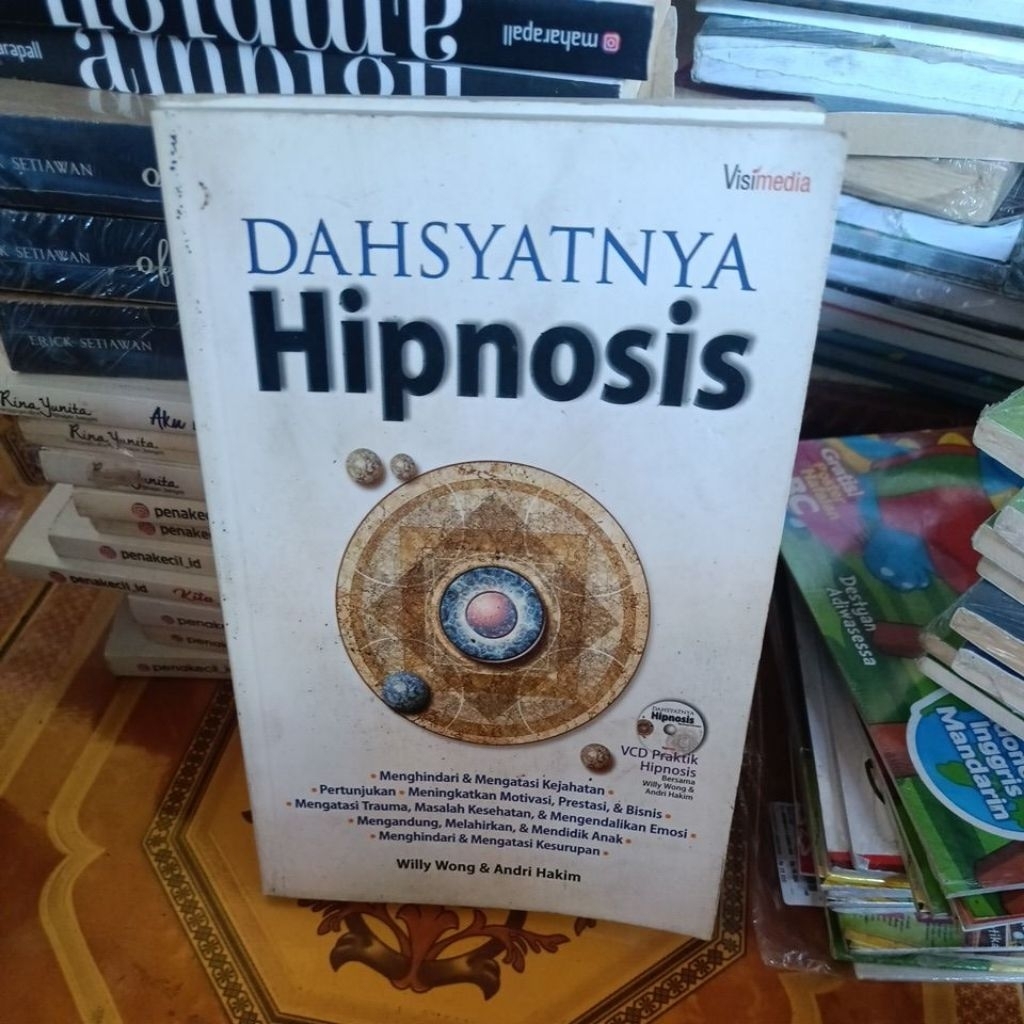 DAHSYATNYA HIPNOSIS, ADA CD.