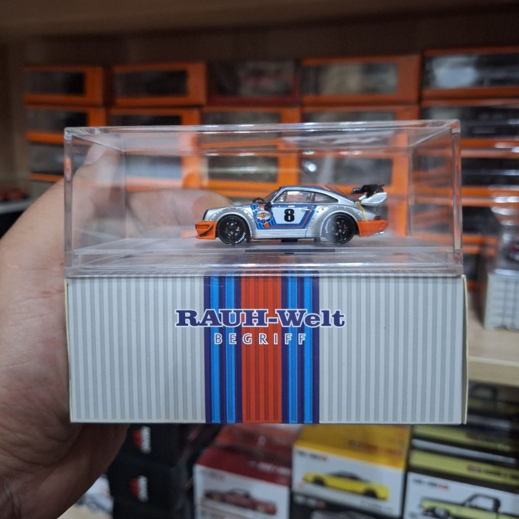 CM Model Skala 64 Porsche RWB Martini #8
