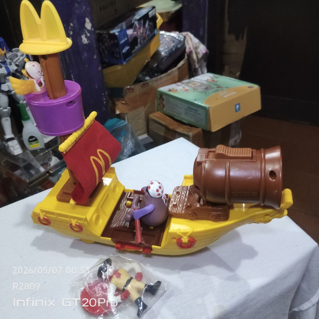 Figure MCD McDonald McBoat 2002 Happy Meal