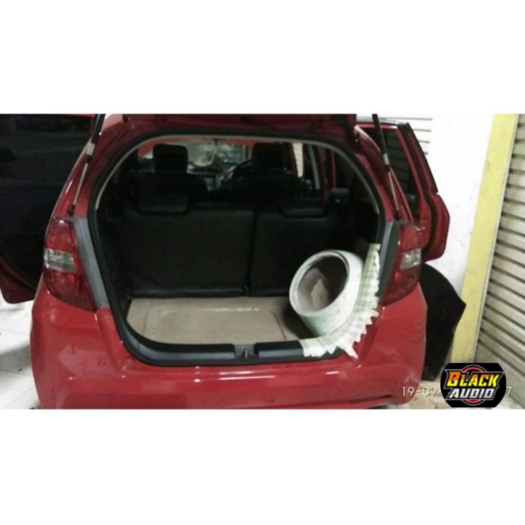 box audio sudut Honda jazz/jazz rc