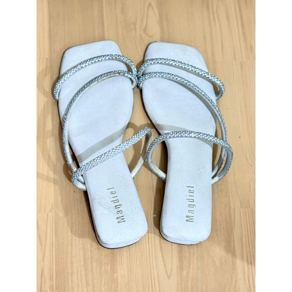 PRELOVED FLATSHOES
