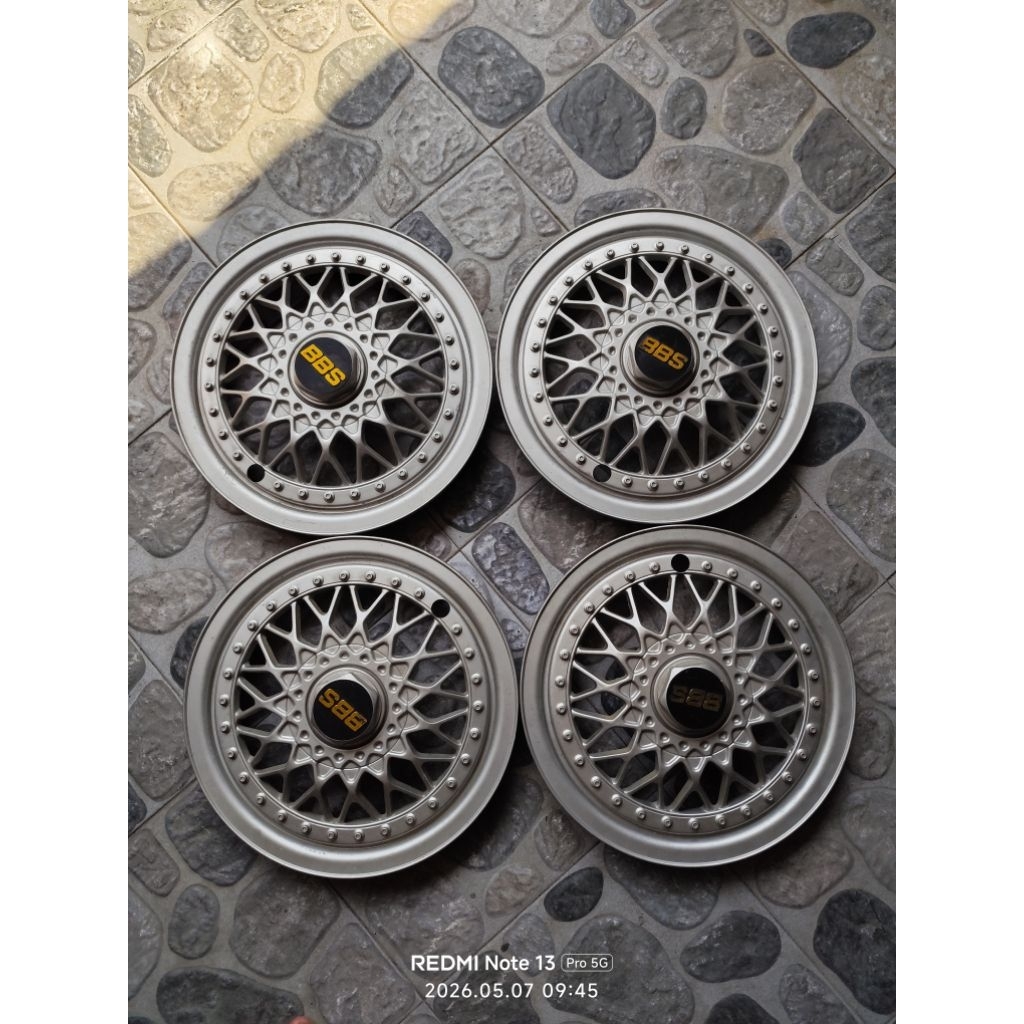 Dop BBS ring 15 bisa untuk semua velg kaleng ring 15 , bisa buat hiace commuter