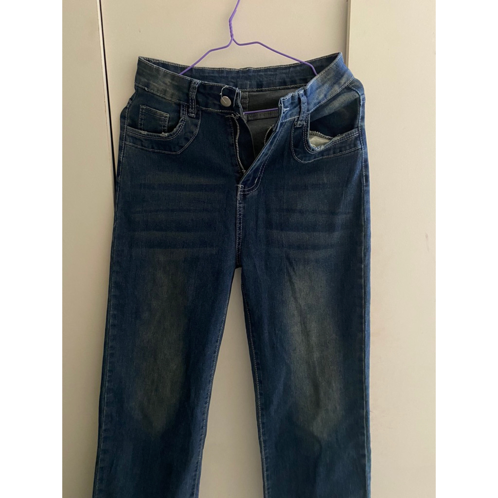 Preloved Celana Jeans LUXE.DLABEL