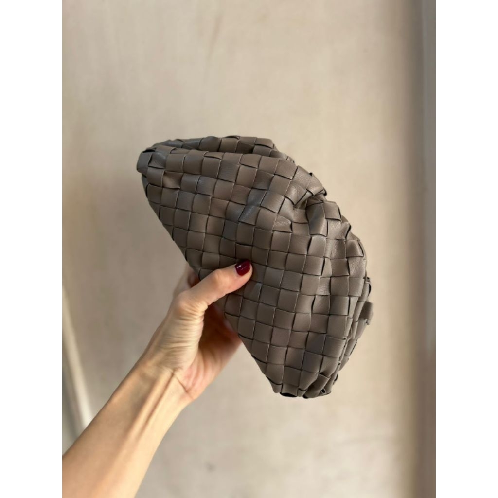 CLUTCH ANYAM WANITA TAS PESTA ELEGAN TAS GENGGAM PREMIUM TAS SLEMPANG MINI KULIT MODEL MEWAH SIZE 22