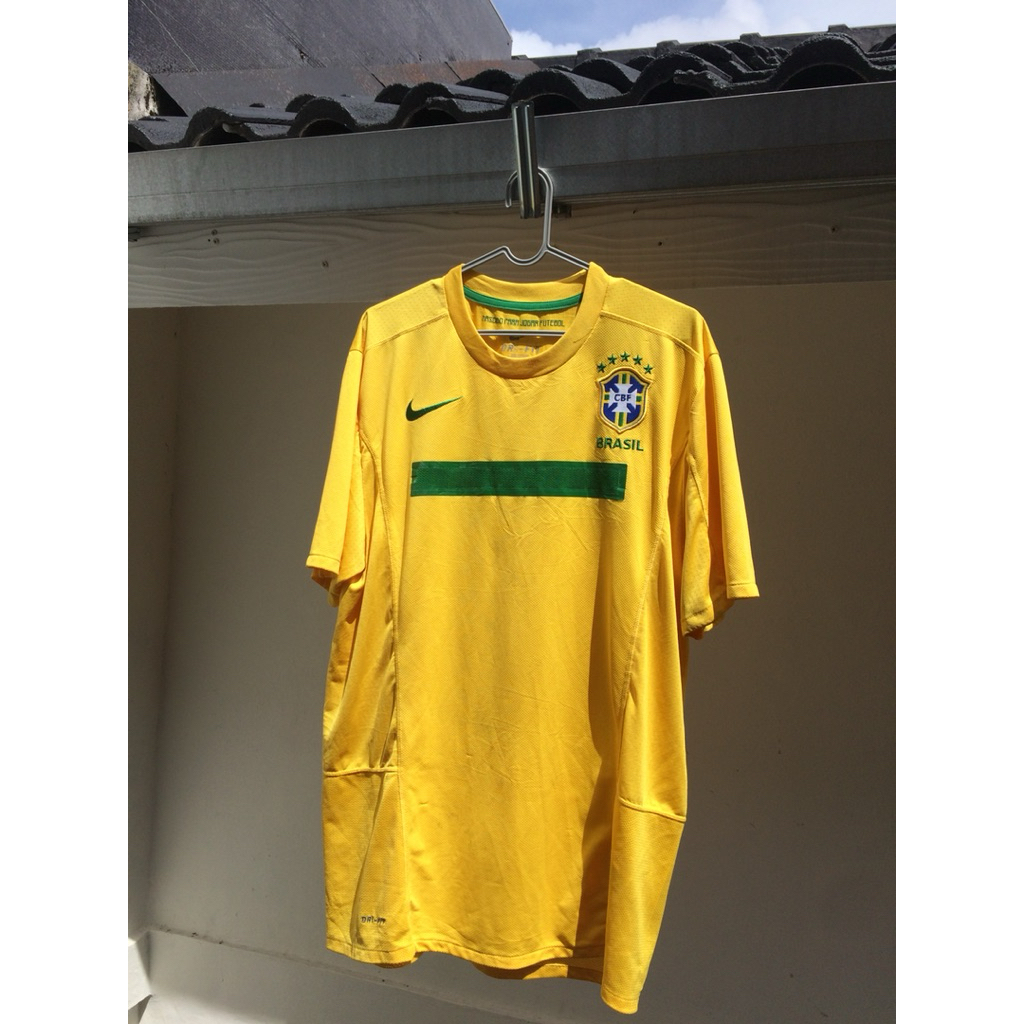 jersey brazil home 2011