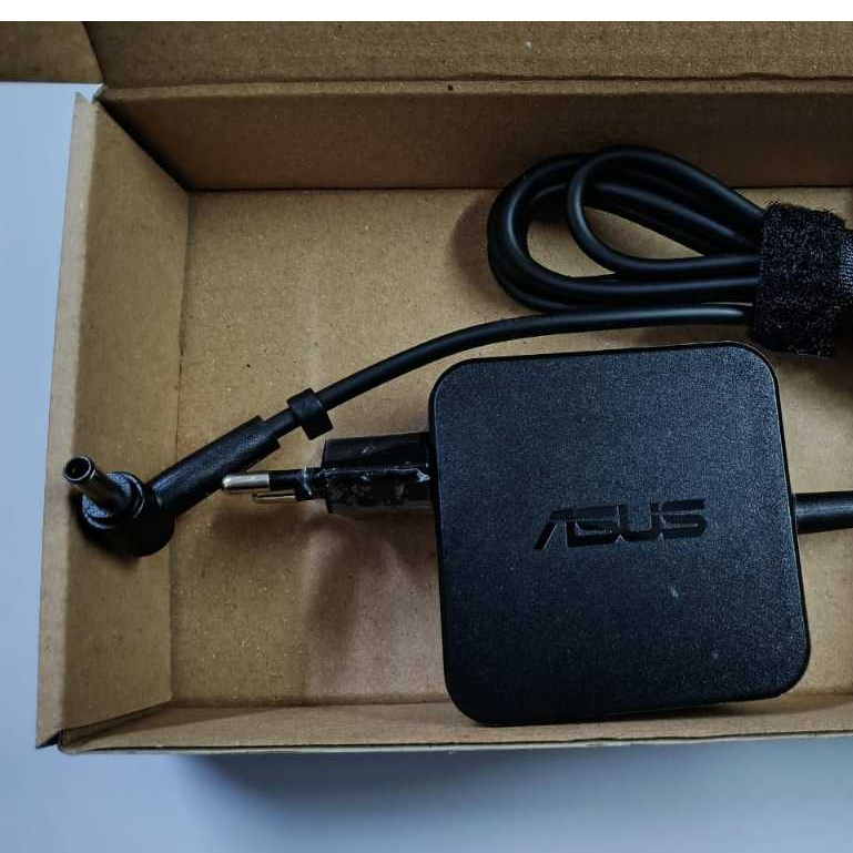 Adaptor Asus VivoBook GO 19V 2.37A 4530 14 E1404 E1404F E1404FA E1404FA-FHD321