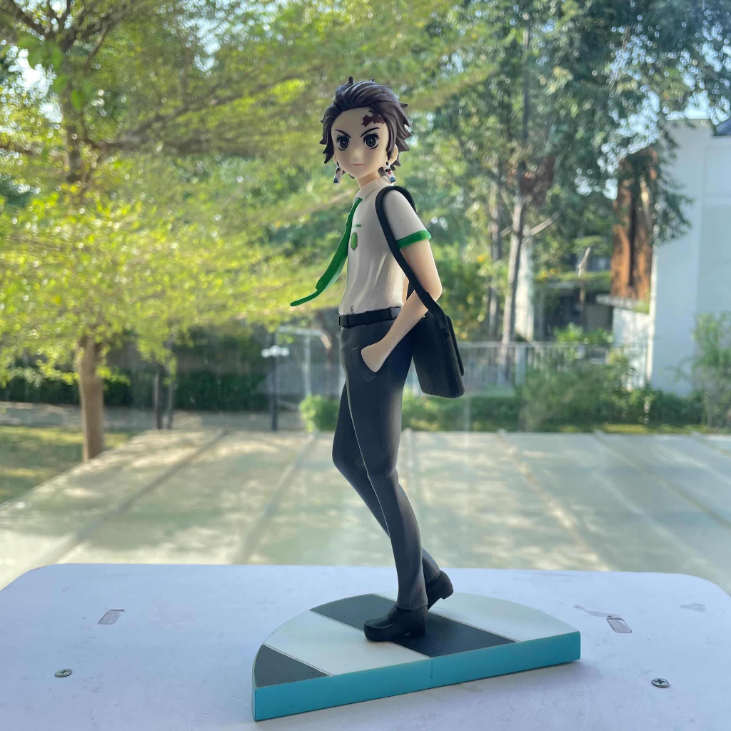 Action Figure Tanjiro Kamado Kimetsu Academy - Tinggi 23cm PVC + Box