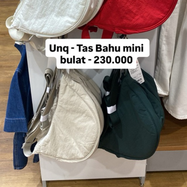 Uniqlo - Tas Slempang Bahu Mini Wanita Half Moon