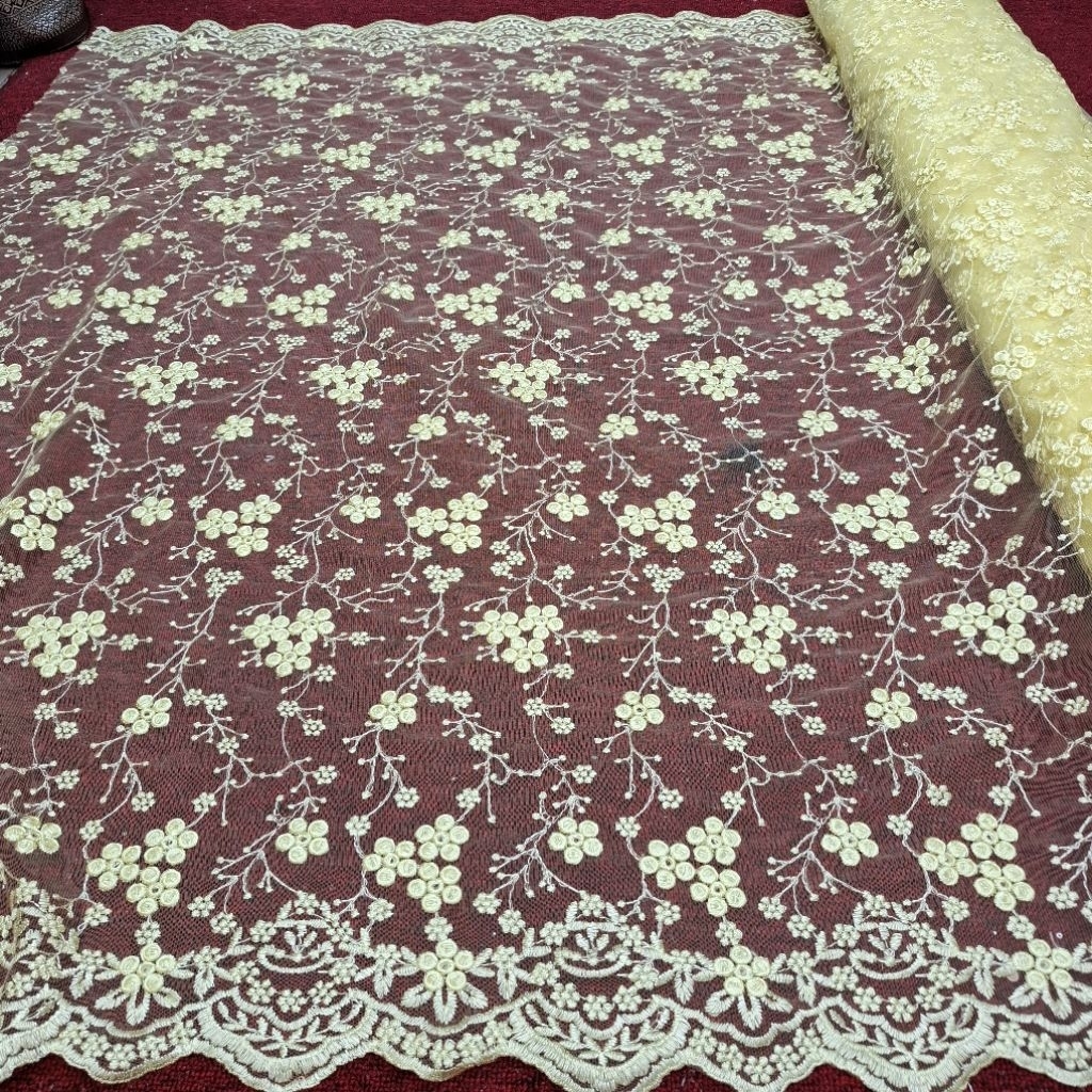 tile bordir motif bunga kecil-kecil premium