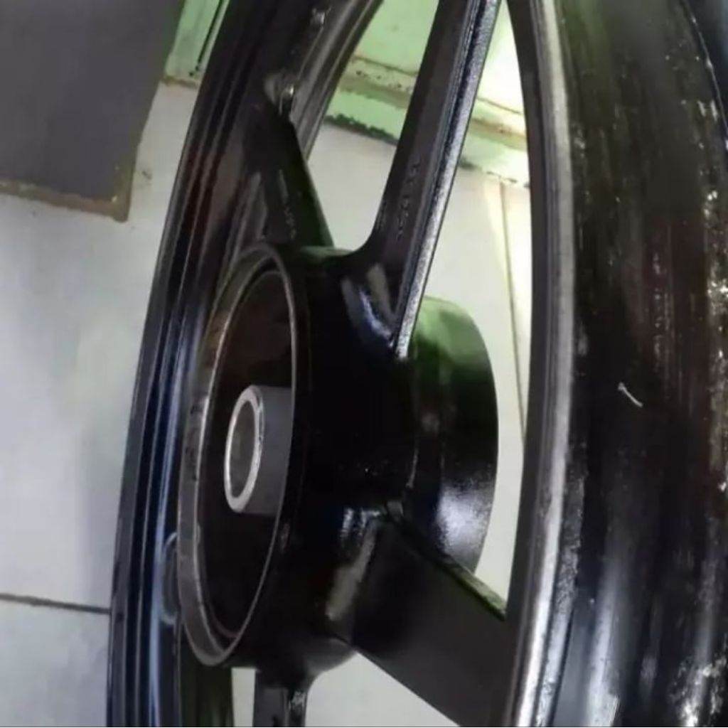 VELG BELAKANG YAMAHA VIXION OLD VIXION LAMA