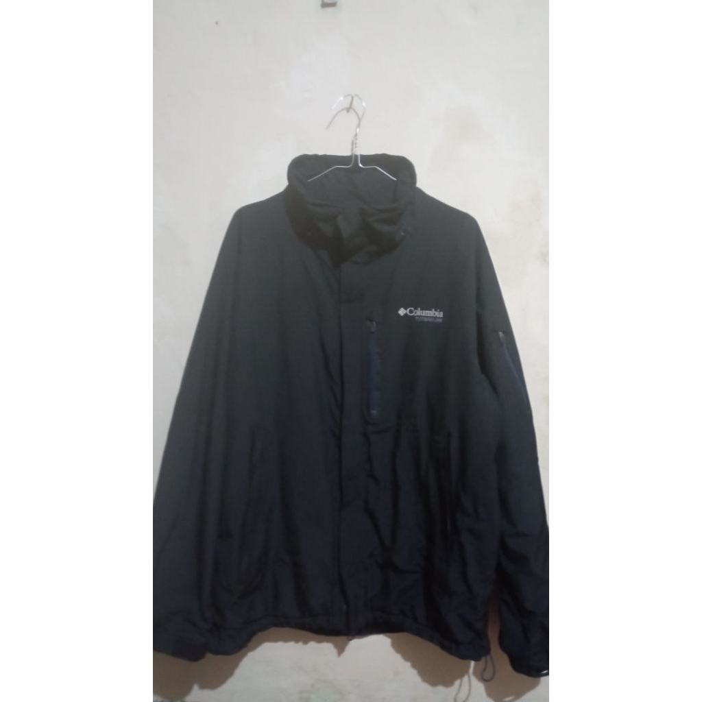 jaket outdoor waterproof Columbia titanium goretex second 100%ori
