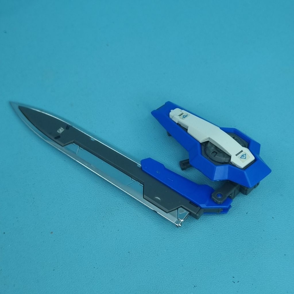 RG 1/144 Gundam Exia GN Sword Weapon Unit