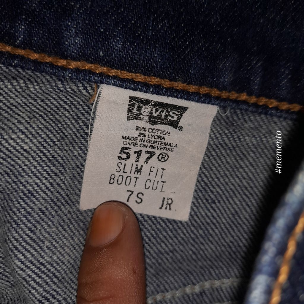 Levis 517 boot cut slim fit