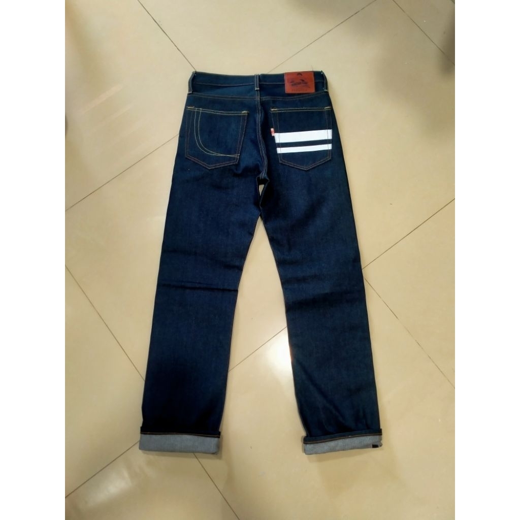 celanapanjangjeans/regularpriadenim/momotaro selvedge jeans 16oz