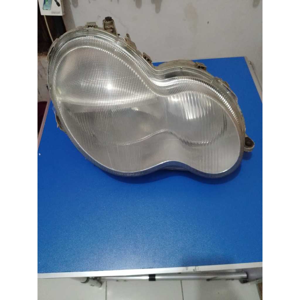 headlamp mercedes been w203 lampu depen mercedes beenw203 original
