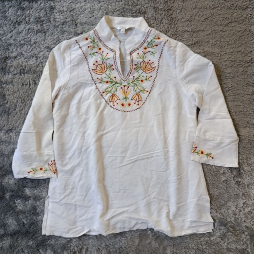Blouse Bordir Wanita Putih Sy Yves Preloved Tunik Casual Exit 3