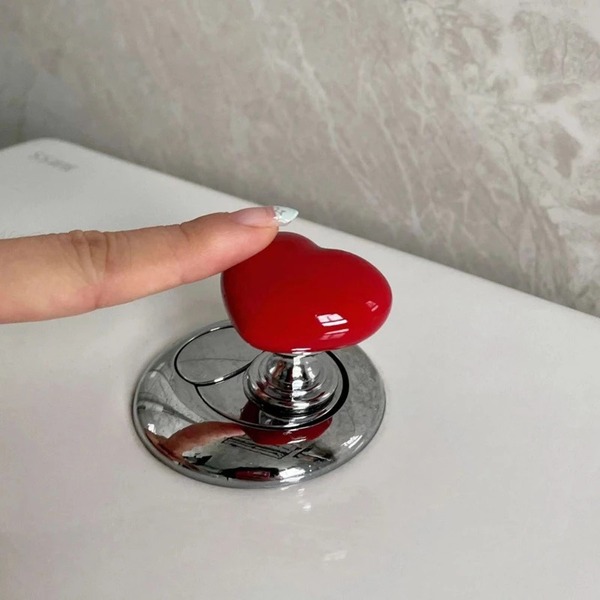 WINS Handle Pegangan Tutup Closet Pengangkat Tutup WC Bentuk Love