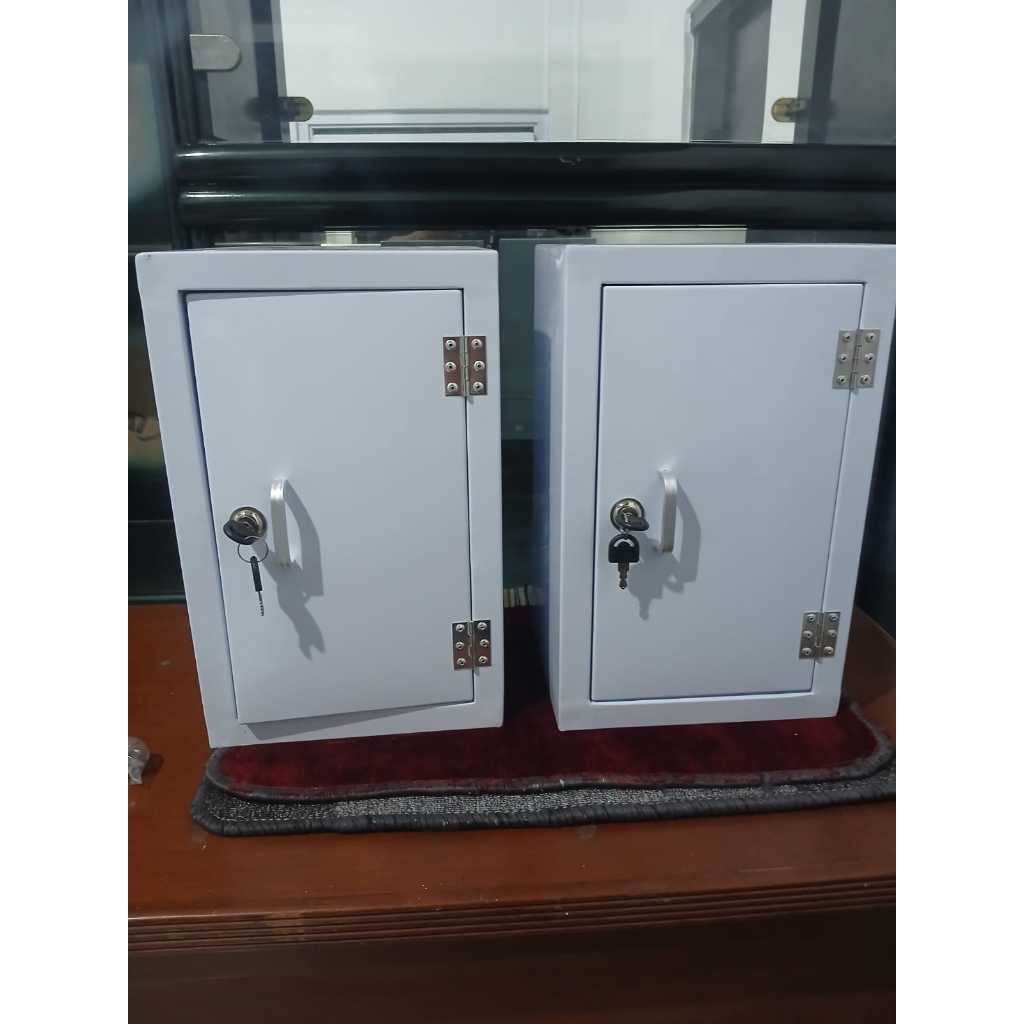 LEMARI NARKOTIKA PSIKOTROPIKA APOTEK 2 DUA PINTU
