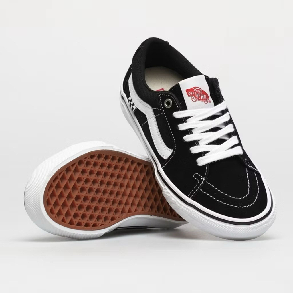 SEPATU SNEAKERS SK-8 LOW PRO SKATE BLACK WHITE | 100% ORIGINAL