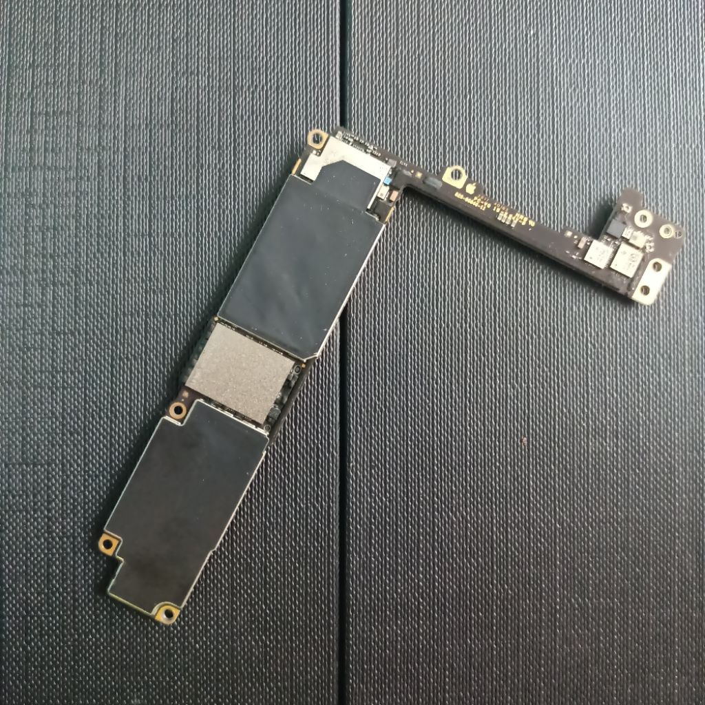Mesin Iphone 8 Plus 8+ Lock Icloud