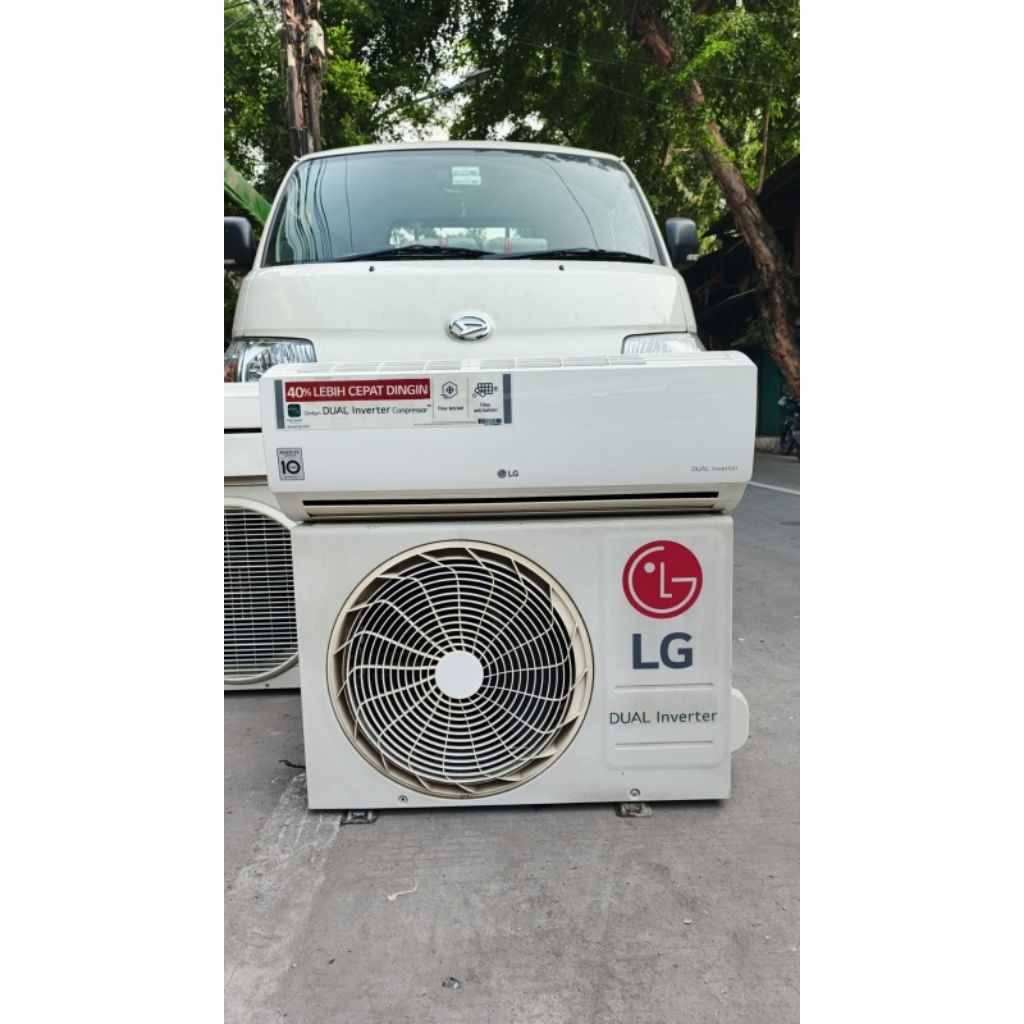 AC LG Dual Inverter 1 PK R 32 SECOND + pasang (free ongkir se-jabotabek)