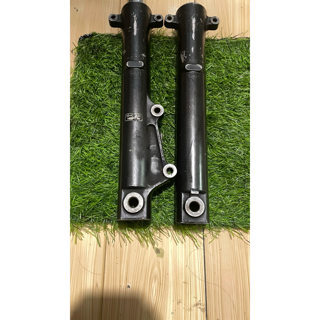 botom bottom botem shock depan megapro primus original copotan