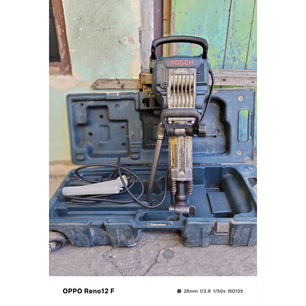Jack hammer bobok beton merk BOSCH GSH16-30 barang second kondisi normal siap pakai kerja