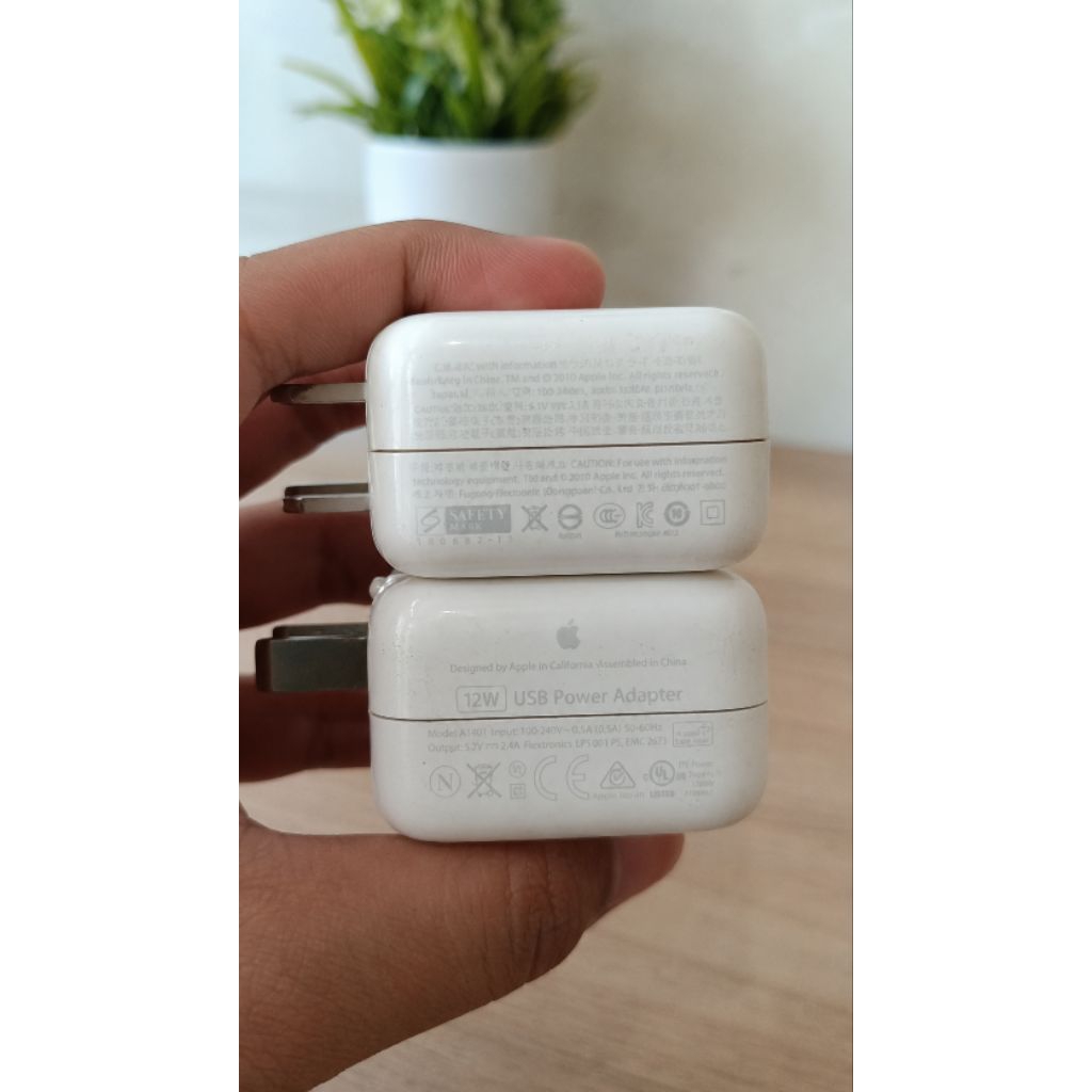 adaptor iPhone 10 Watt , 12 Watt