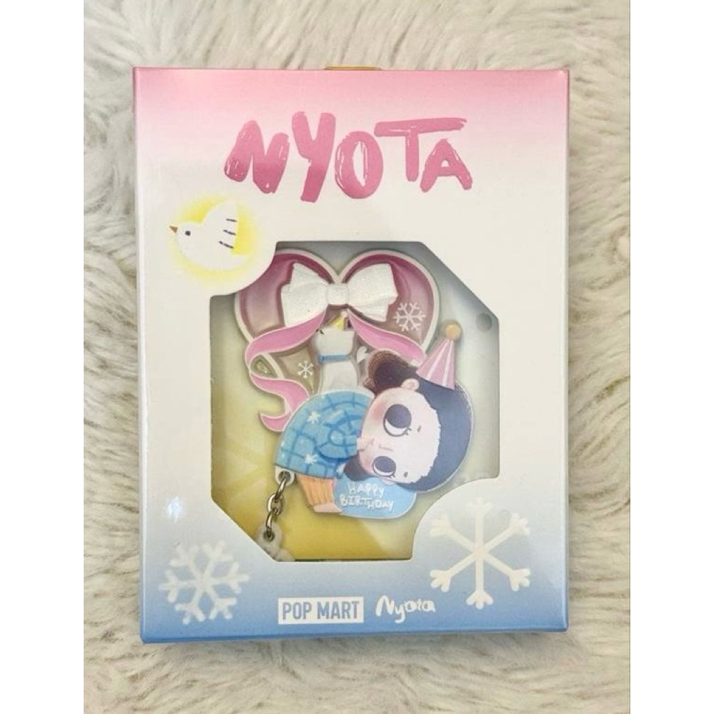 Nyota badge / popmart desember birthday badge nyota / pin nyota / pop mart nyota birthday badge