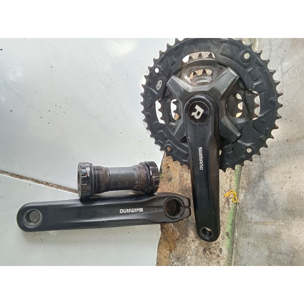 crankset 3 speed hollotec Shimano m300