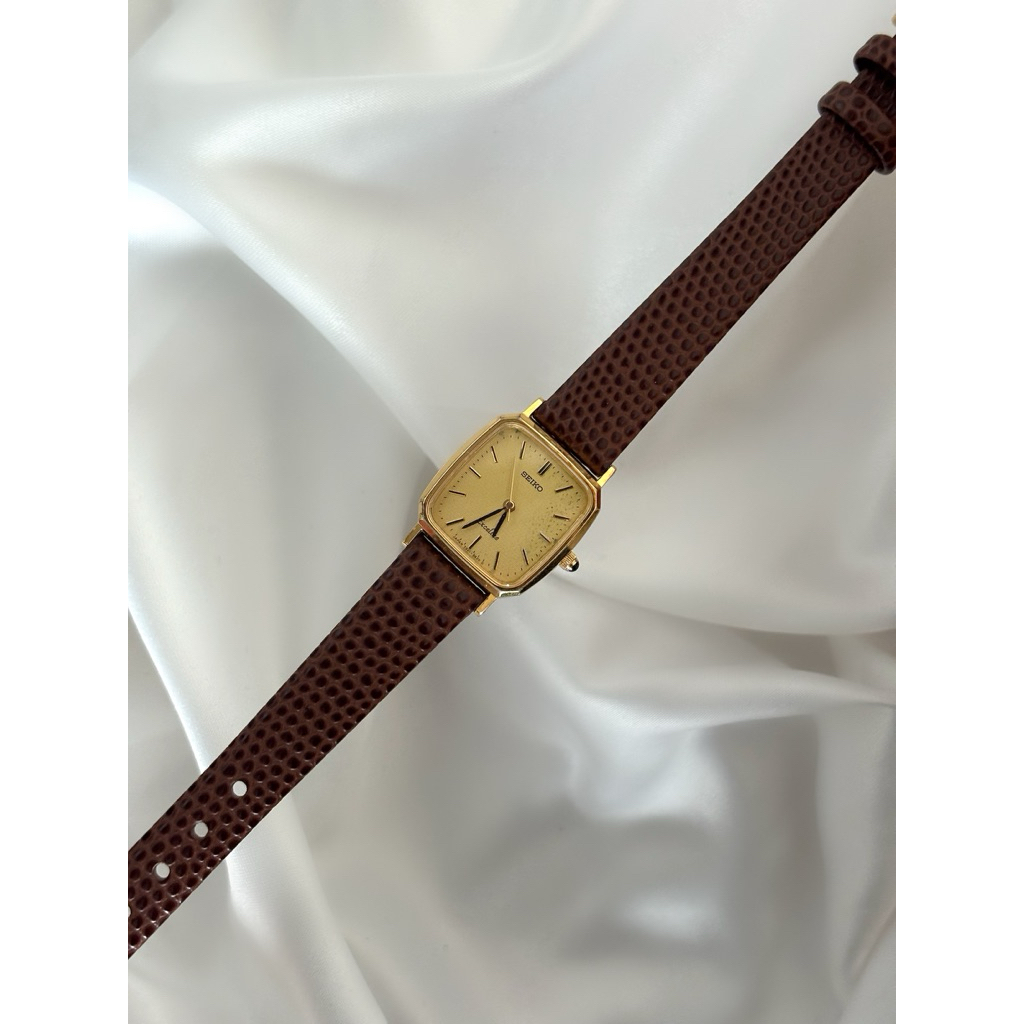 Vintage Seiko Exceline 7321-6570 Tank Dress Watch