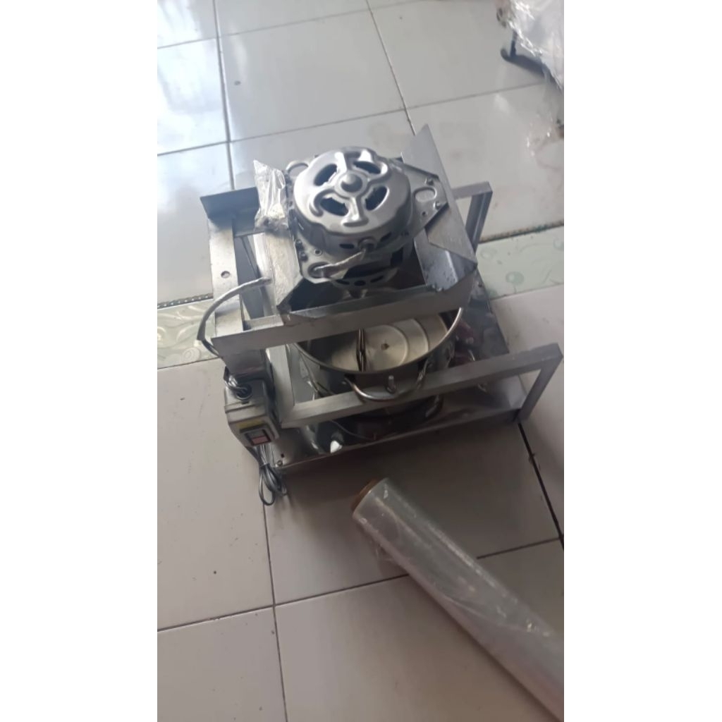 mesin pengaduk adonan kue donat mie dll