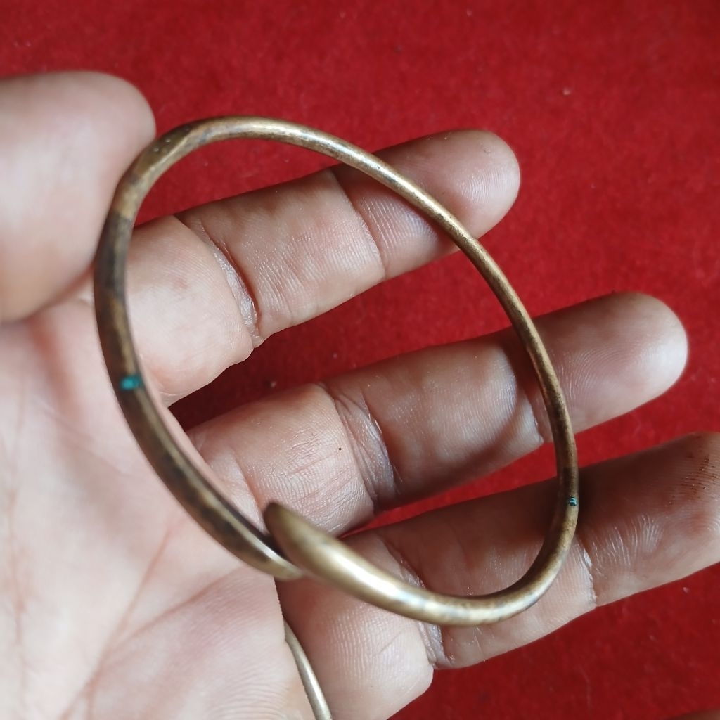 Koleksi Temuan Penyelam Sungai Gelang Perungggu Klingsi KUNO