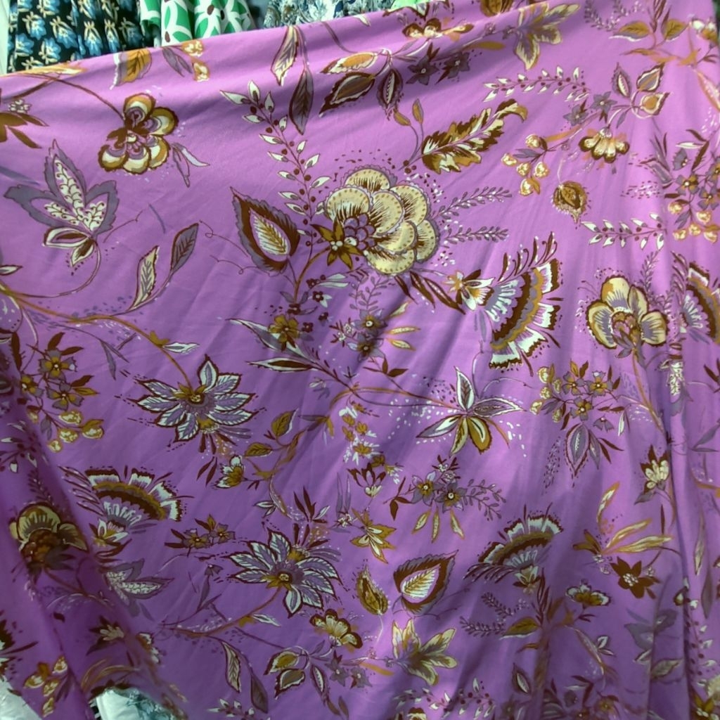 KAIN RAYON TWILL MOTIF BUNGA SISA GARMENT  - KAIN RAYON MOTIF BUNGA HARGA/0,5M