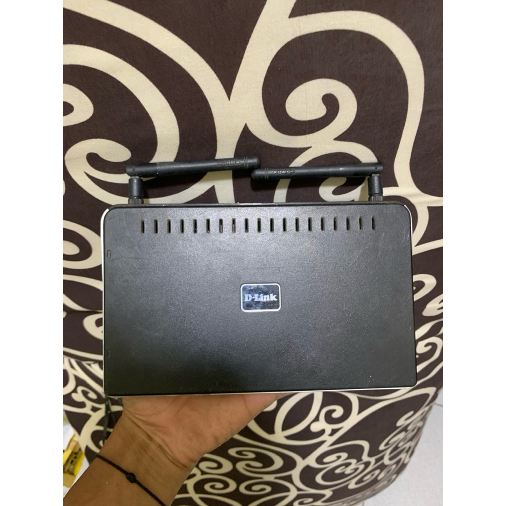 Router D-Link Model:DIR-615