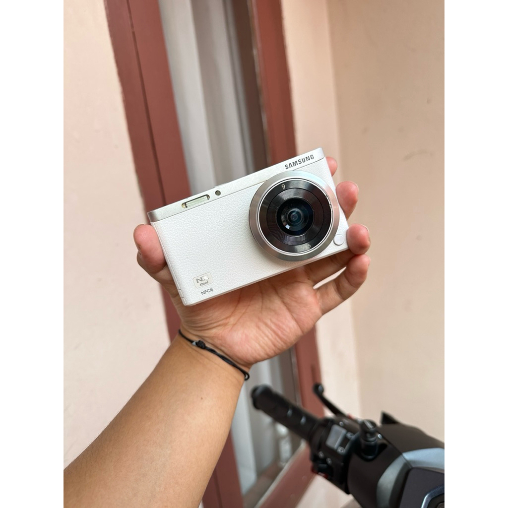 Samsung nx mini