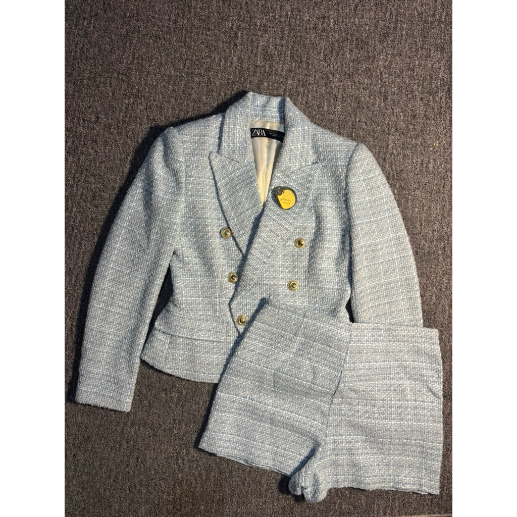 [ Preloved ] ZARA - One Set Blue Tweed Blazer And Skort With Gold Button