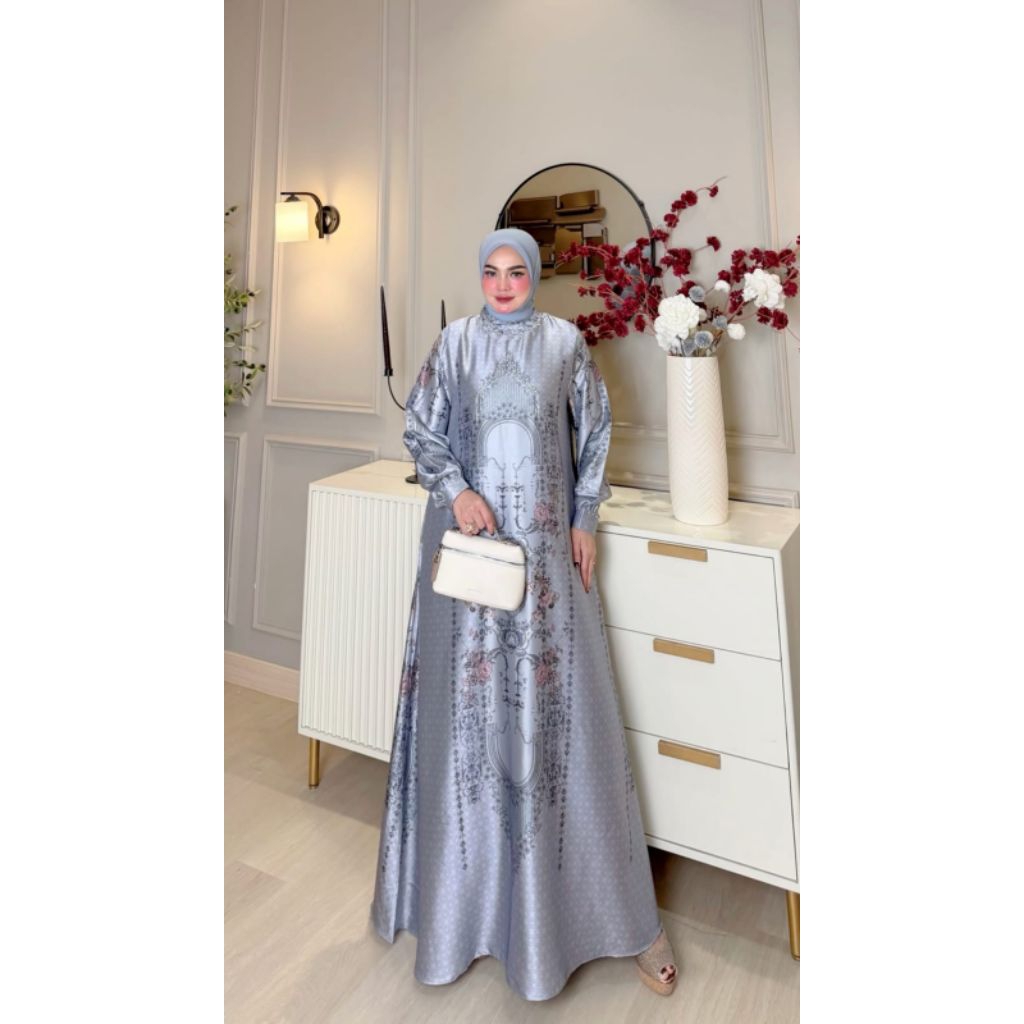 KALULA DRESS BAHAN ARMANI SILK LD 110 PB 142