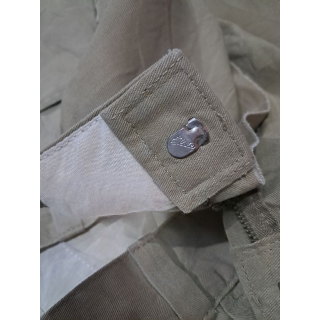 celana pendek dickies