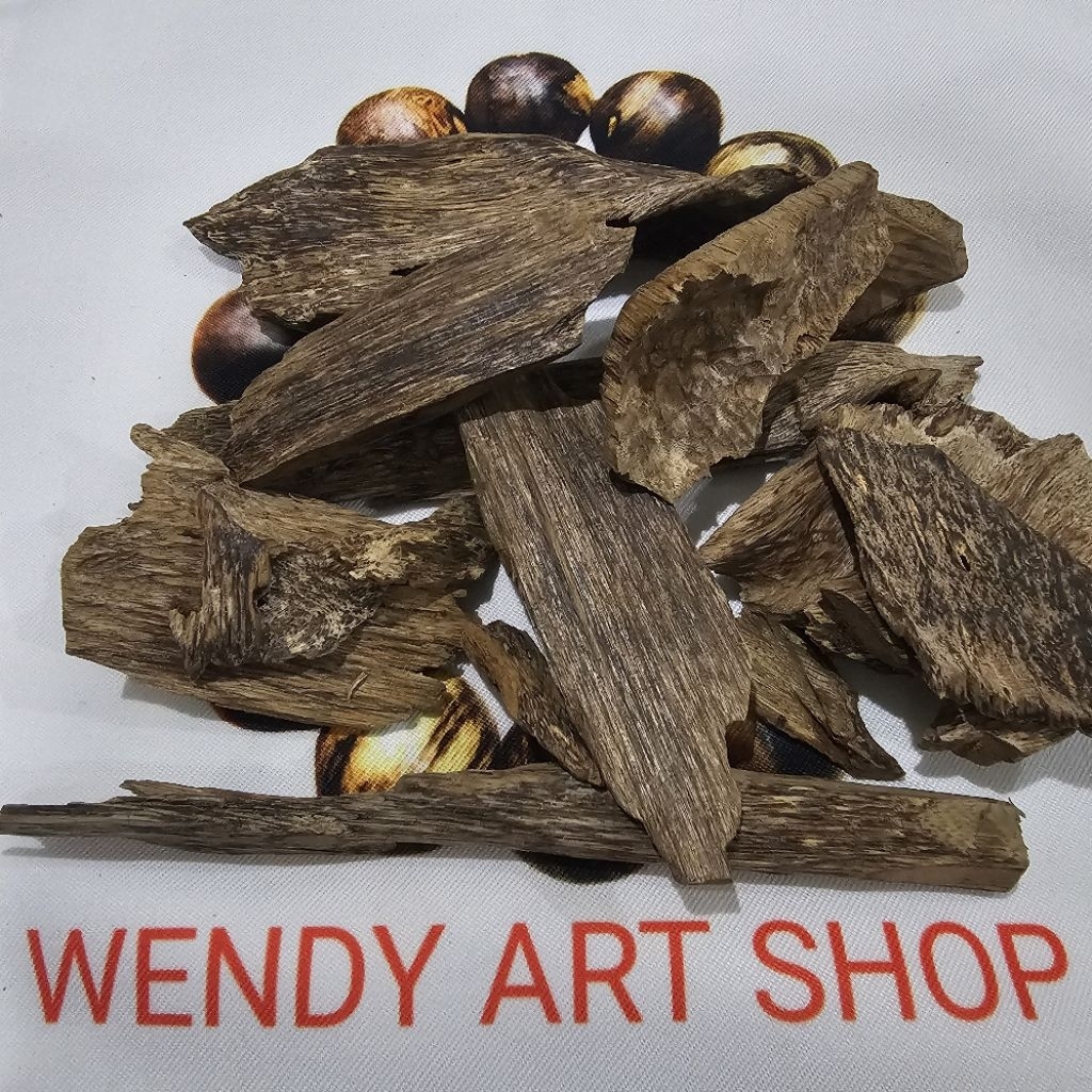 Kayu Gaharu Super Isi +/- 100 Gram Untuk Bahan Dupa