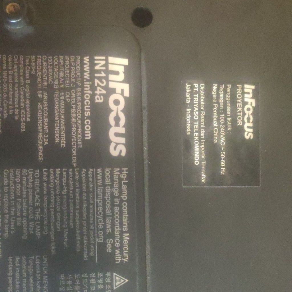 Proyektor InFocus IN124a