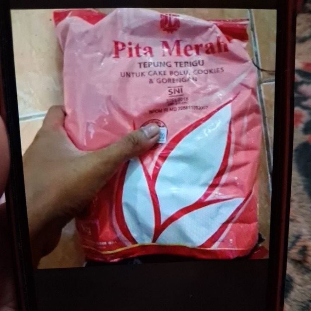 tepung pita merah
