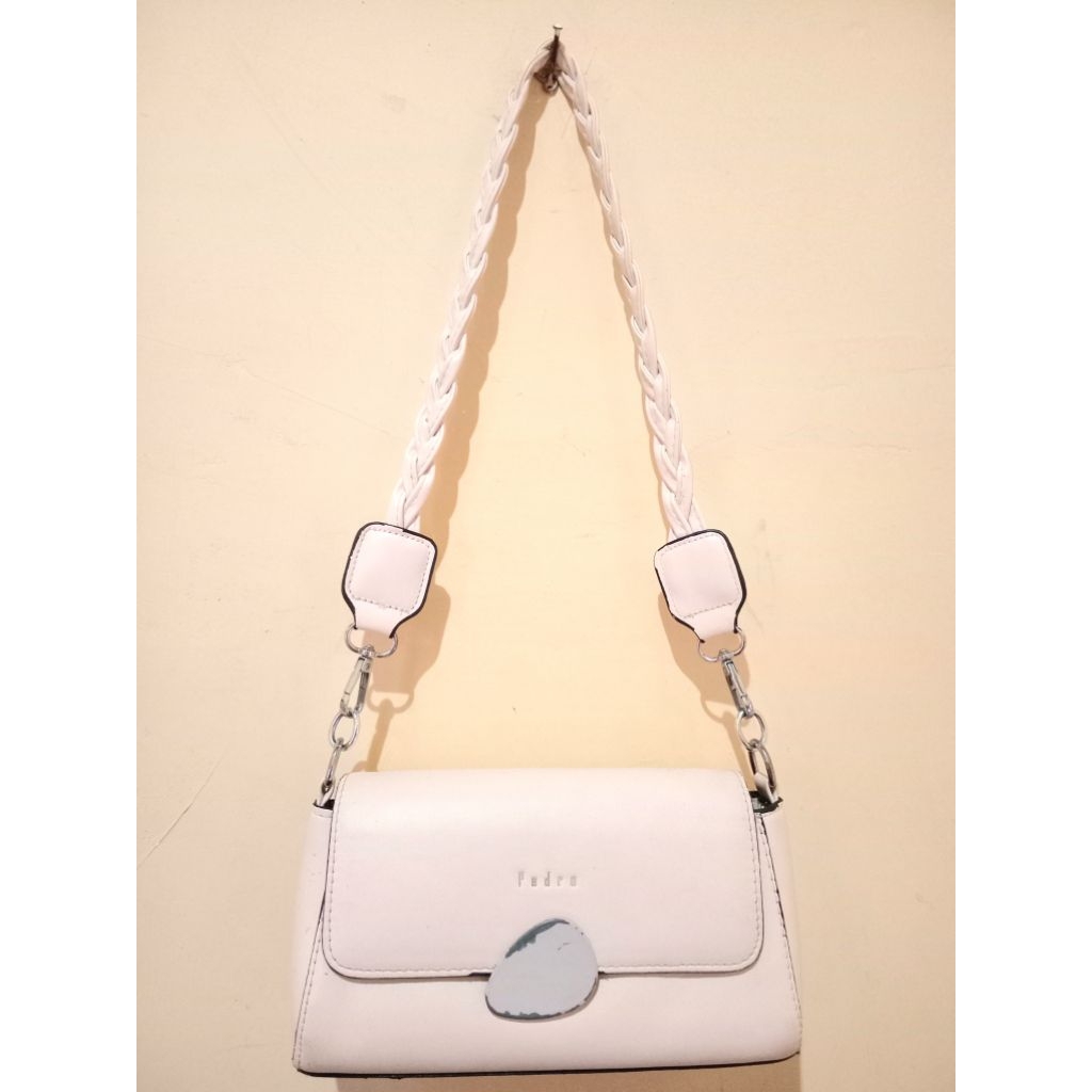 [Preloved] Tas wanita ELIZABETH & PEDRO