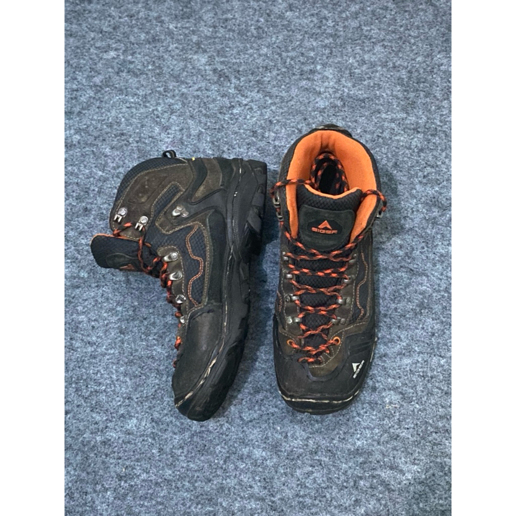 SEPATU POLLOCK 2.0 28 GUNUNG EIGER SIZE 42