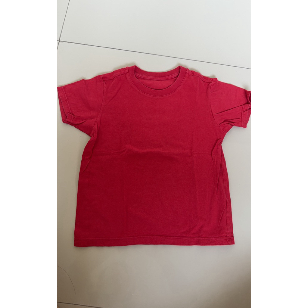kaos anak Uniqlo kids size 120 preloved