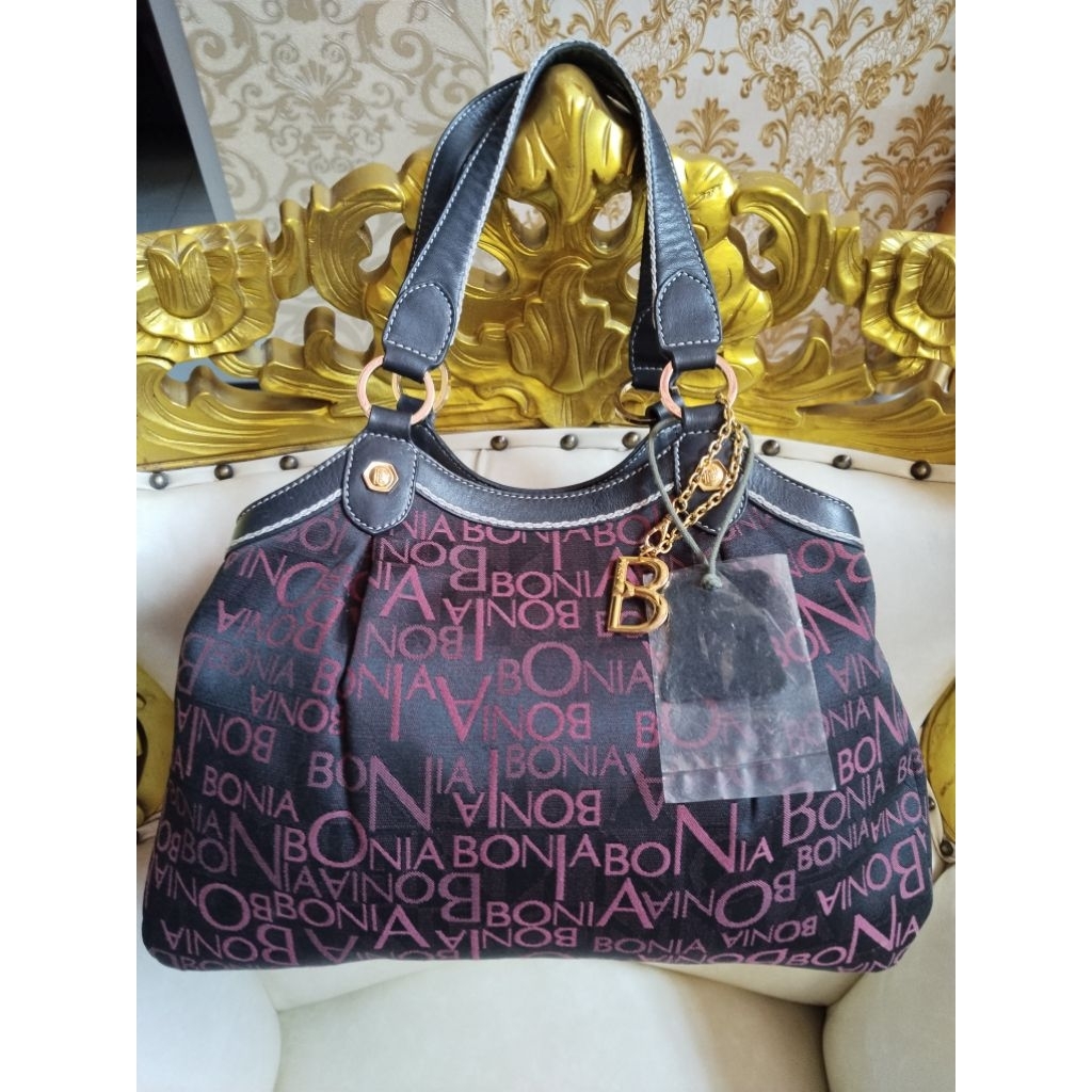 Tas BONIA bekas pemakaian, second seken preloved